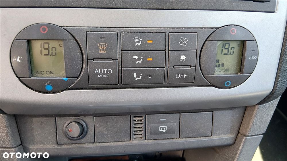 Ford Focus 1.6 16V Ambiente - 12