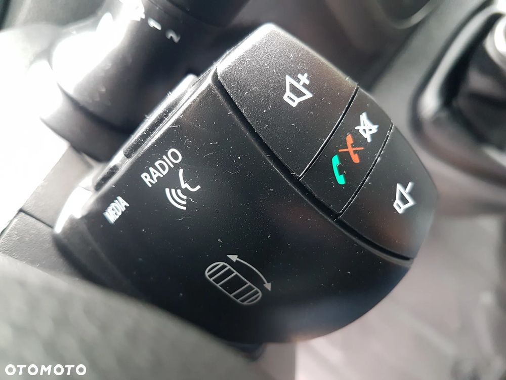 Renault MASTER CHŁODNIA AGREGAT 6EP IZOTERMA 3,32x2,11x2,00 KLIMA DMC 3500 KG MANUAL ZANOTTI - 36