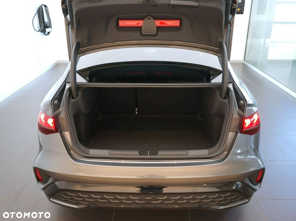 Audi A3 Limousine - 10