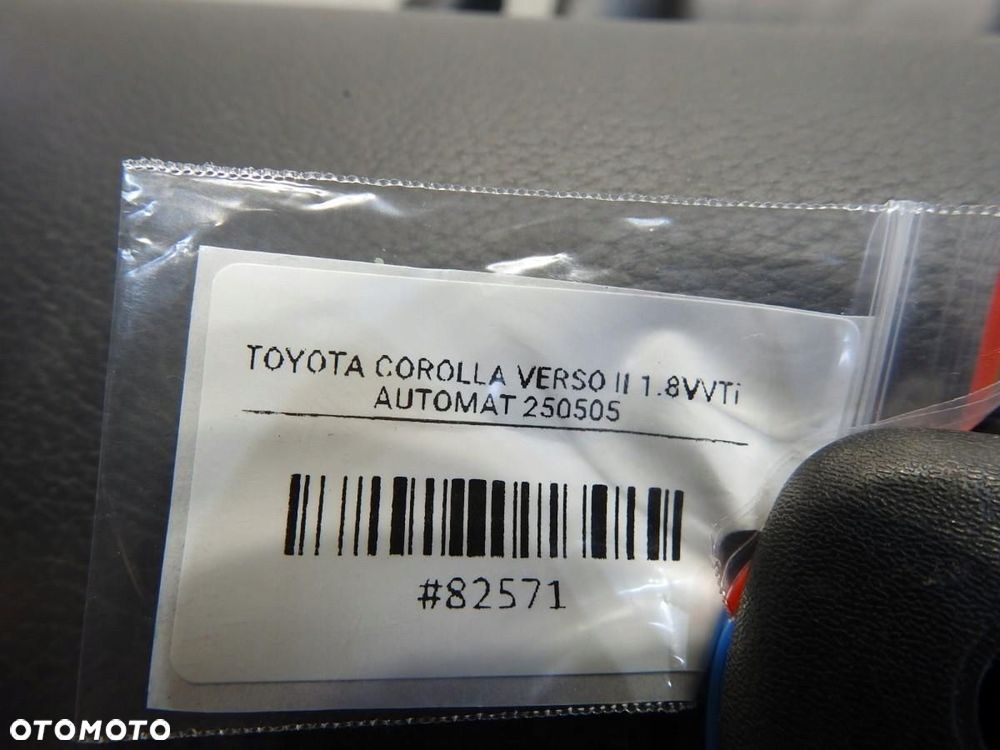 FOTEL PRAWY PRZÓD PODGRZEWANY TOYOTA COROLLA VERSO II - 5