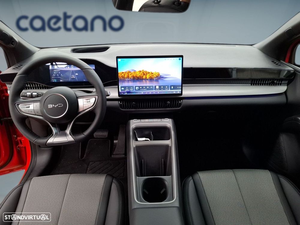 BYD Dolphin 1.5 DM-i Comfort — fotografia 12