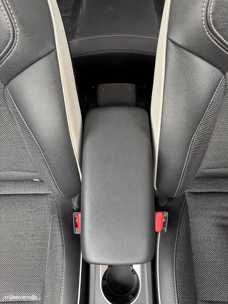 Renault Captur - 40
