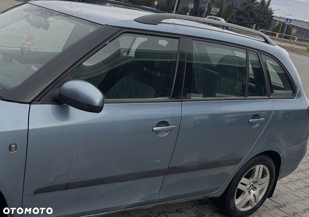 Skoda Fabia 1.4 16V Comfort - 12