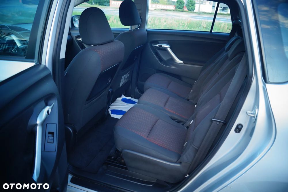 Toyota Verso 1.6 Sol EU5 - 14