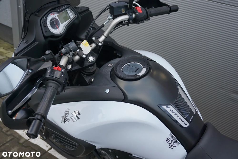 Suzuki V-STROM - 19