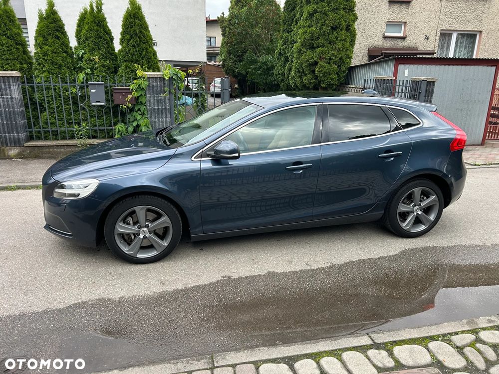 Volvo V40 D3 Drive-E Inscription - 4