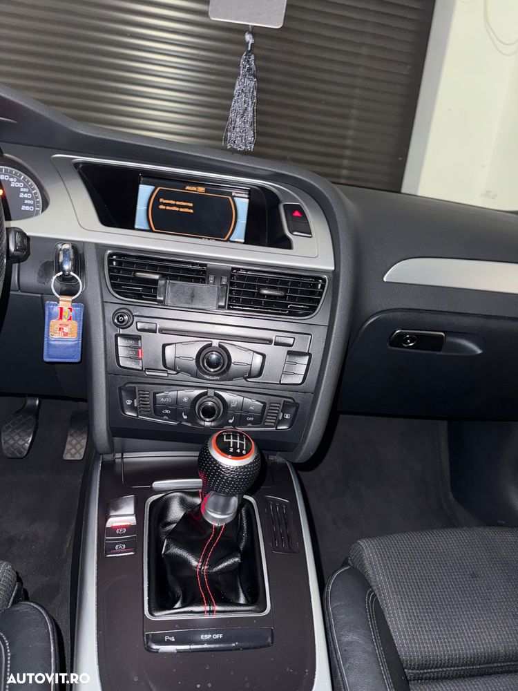 Audi A4 Avant 2.0 TDI - 6