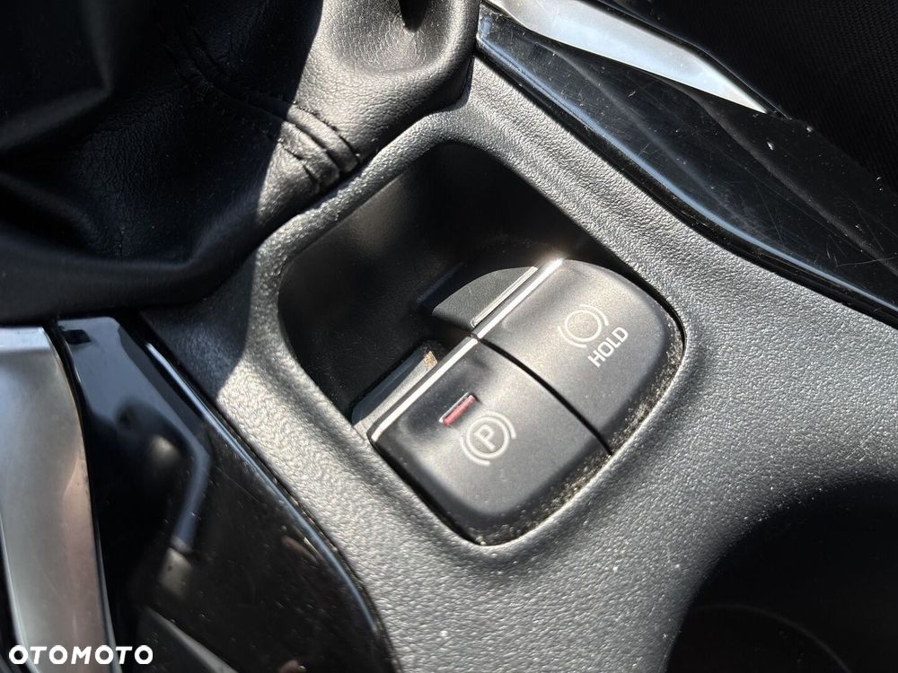 Toyota Corolla - 28