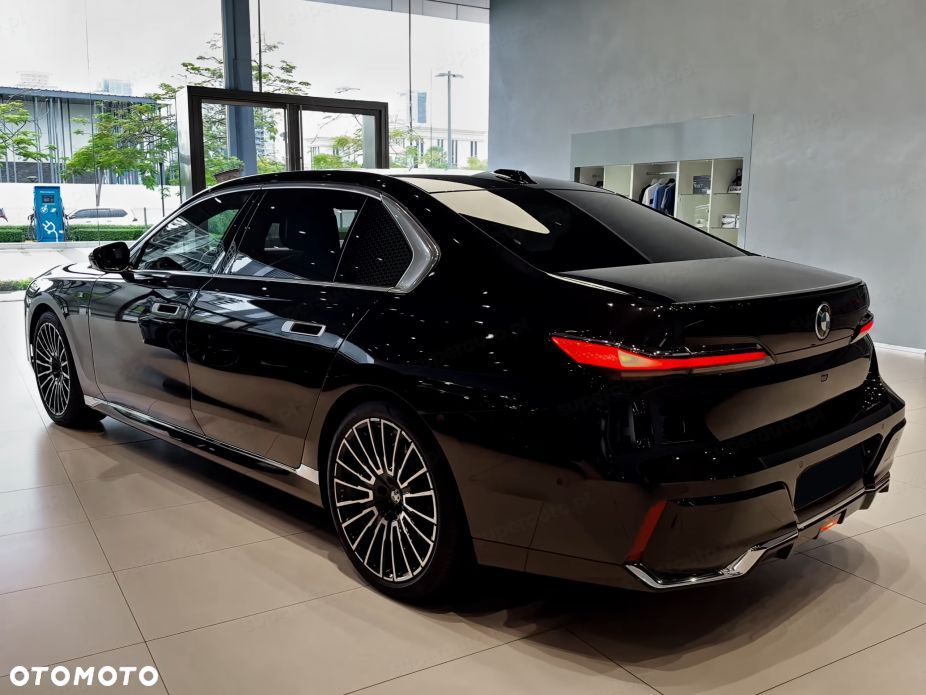BMW Seria 7 740d xDrive mHEV M Sport sport - 6