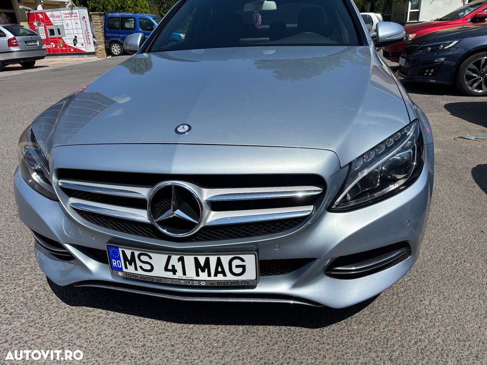 Mercedes-Benz C - 19