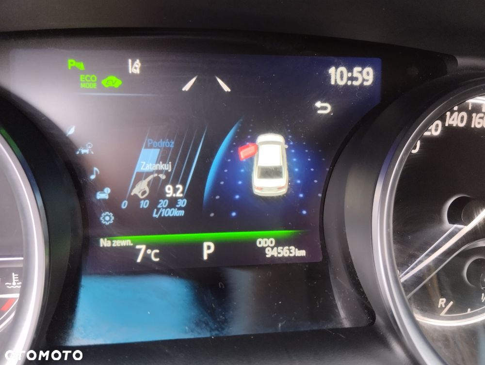 Toyota Camry 2.5 Hybrid Comfort CVT - 13