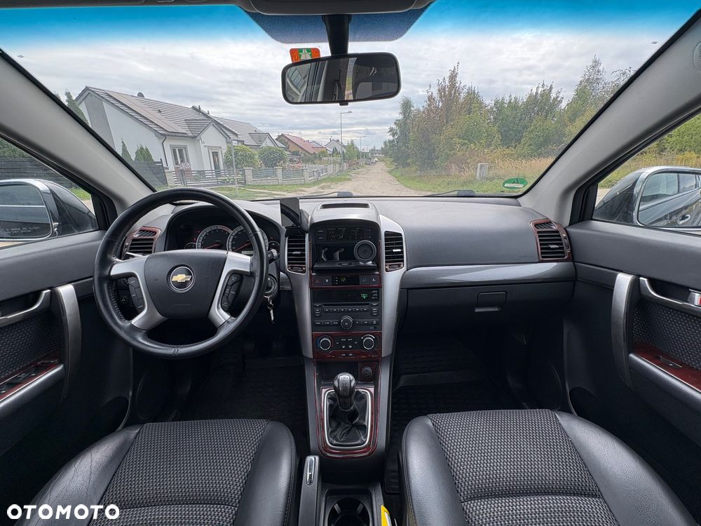 Chevrolet Captiva 2.4 2WD 7 Sitzer LS - 13