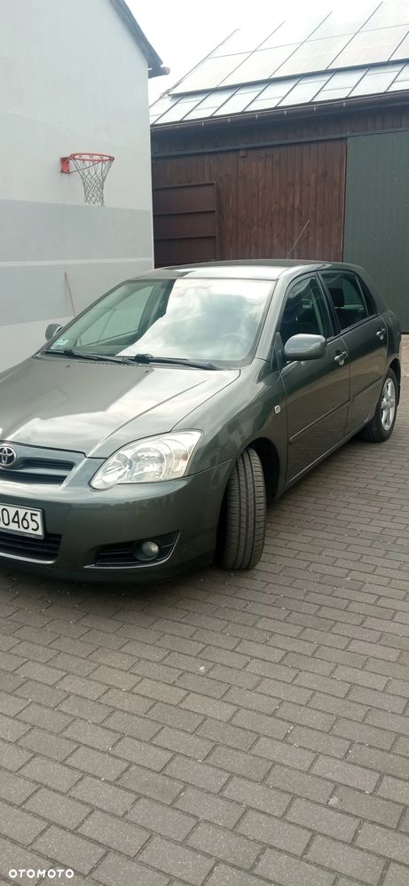 Toyota Corolla - 17