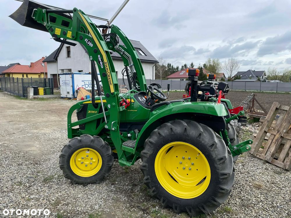 John Deere 3036E 3038E - 4