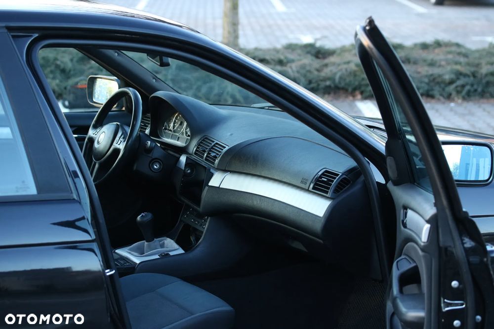 BMW Seria 3 - 18