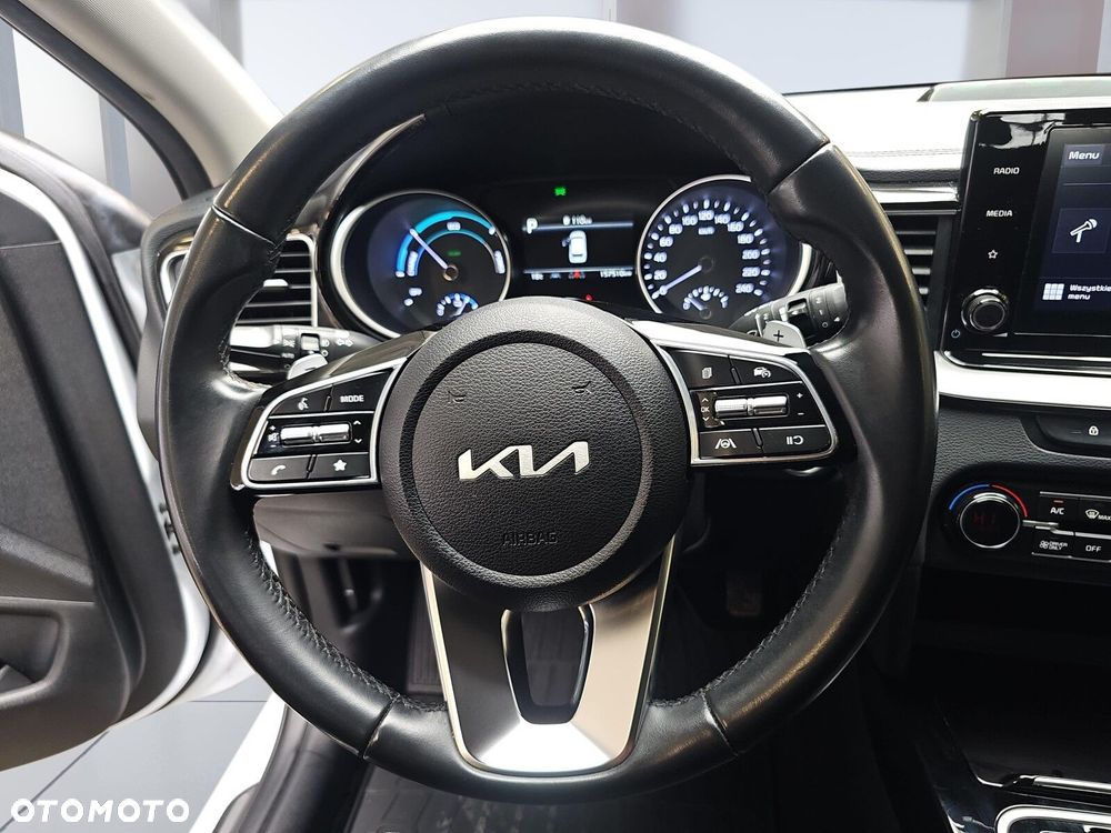 Kia Ceed 1.6 GDI PHEV L DCT - 13