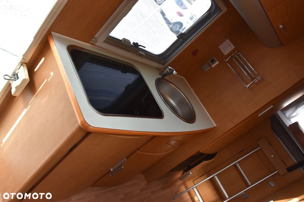 Ford RIMOR BLUCAMP SKY 500 - 27