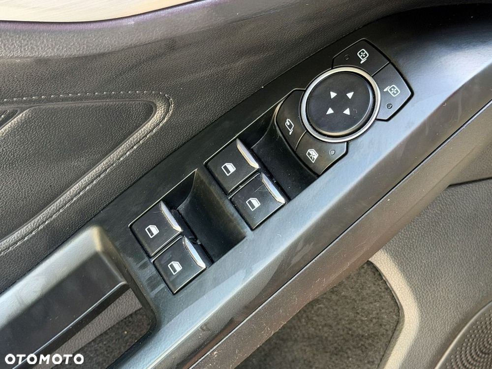 Ford Focus - 10