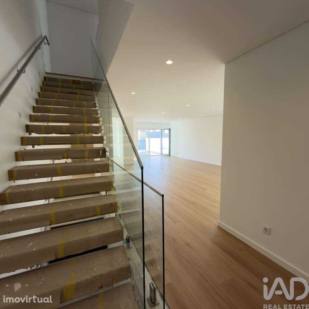 Casa / Villa T4 em Cascais e Estoril de 350,00 m2 - Grande imagem: 2/18
