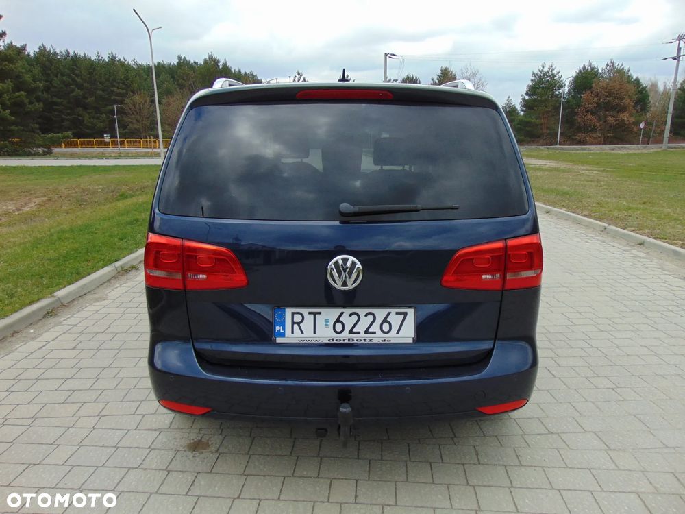 Volkswagen Touran 2.0 TDI DPF MATCH - 36