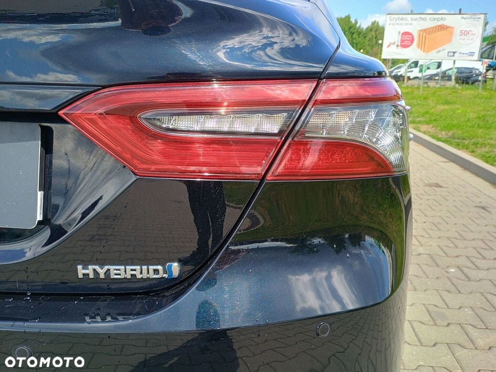 Toyota Camry 2.5 Hybrid Executive CVT - 16