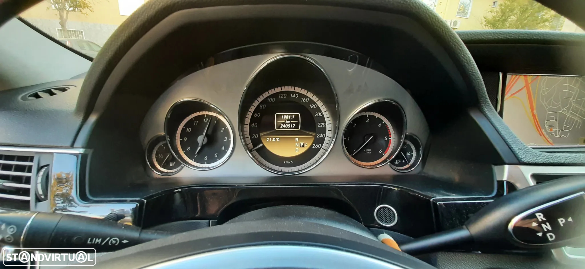 Mercedes-Benz E 220 CDi Avantgarde BE Auto. - 10