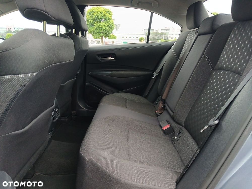 Toyota Corolla - 16