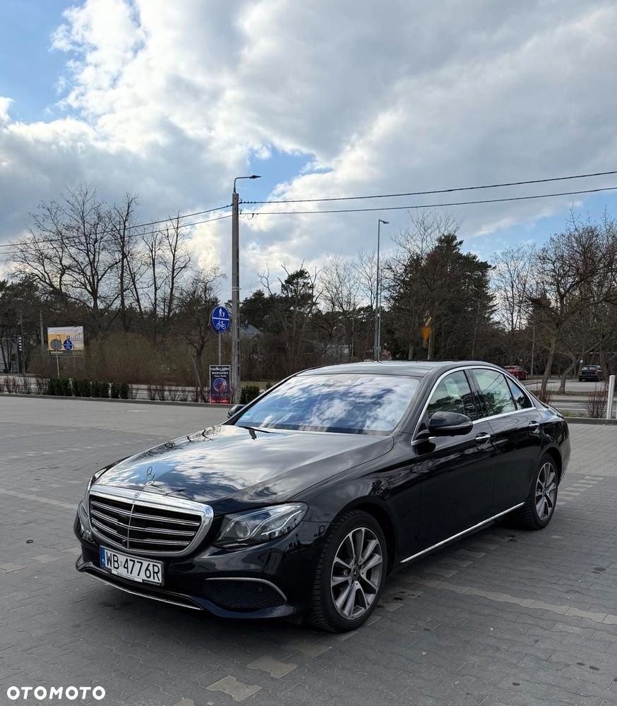 Mercedes-Benz Klasa E 220 d 9G-TRONIC - 3