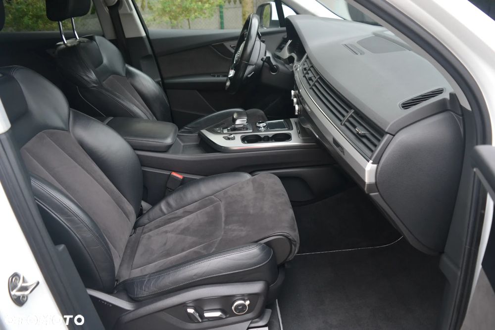 Audi Q7 - 18