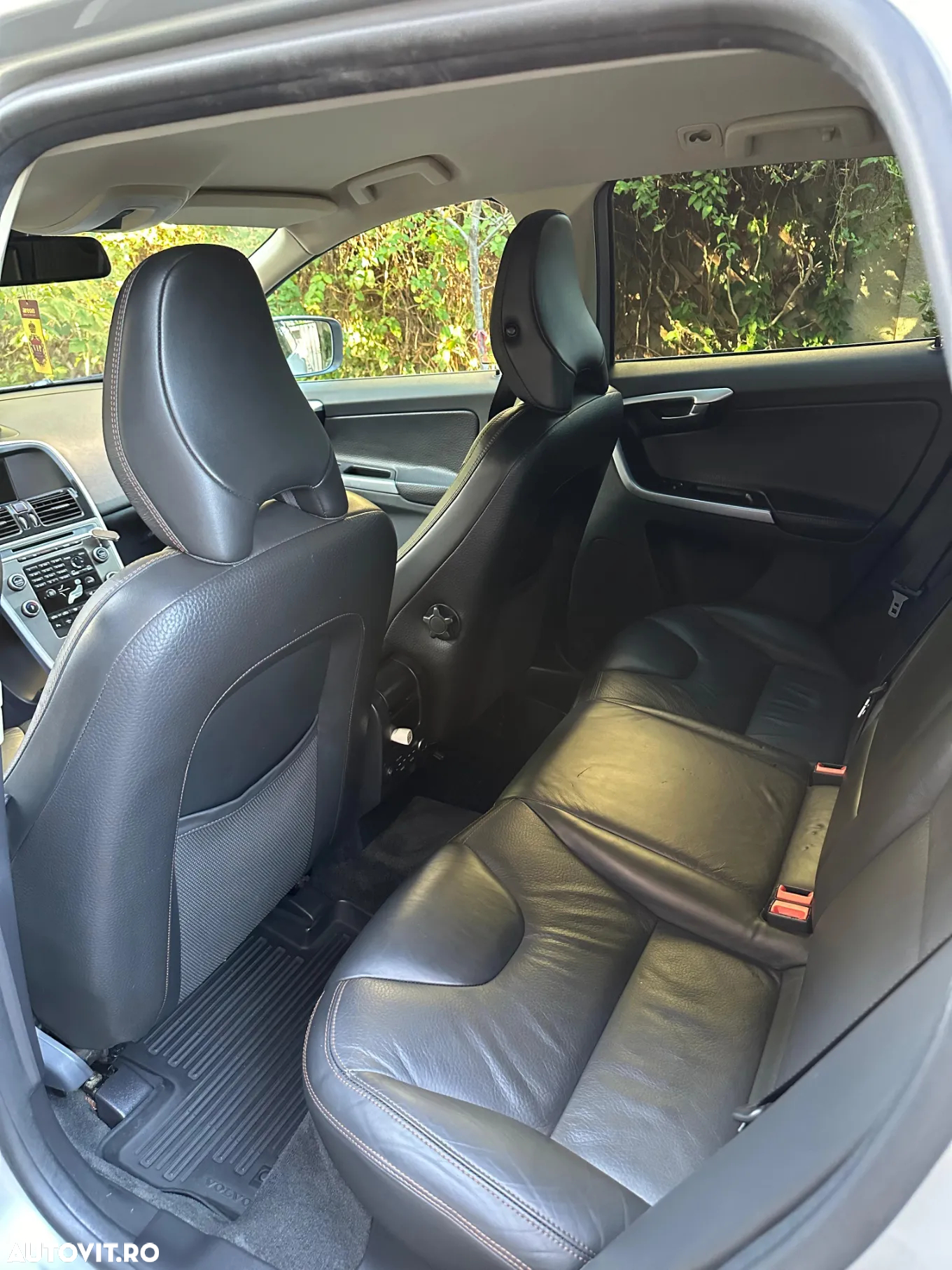 Volvo XC 60 D5 AWD Summum - 13