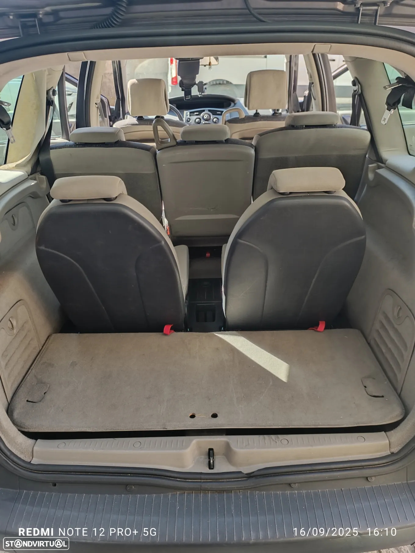 Renault Grand Scénic 1.9 dCi C. Dynamique - 13