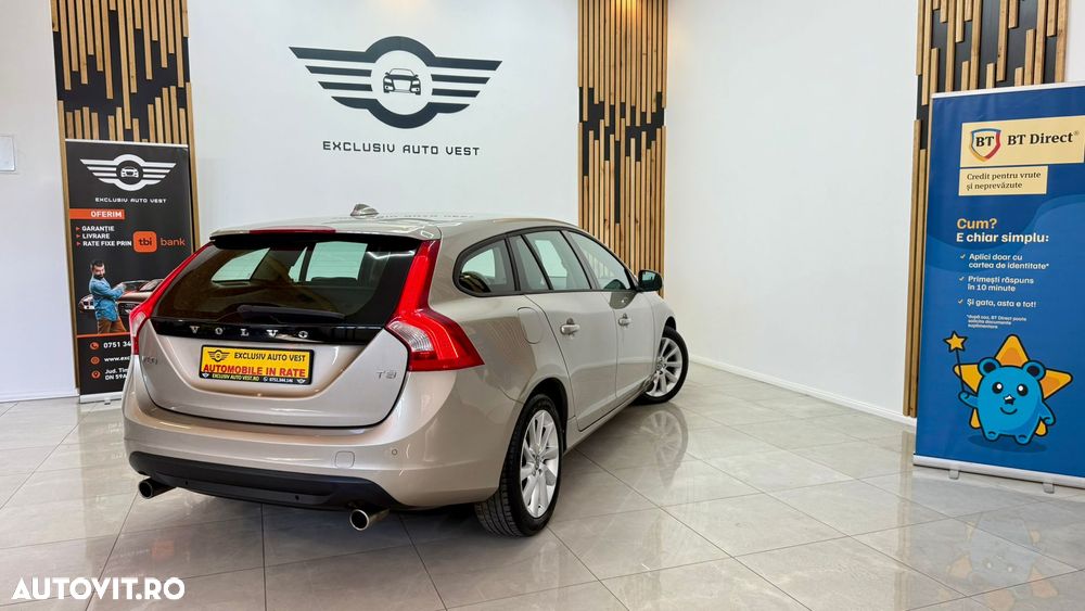 Volvo V60 T3 Kinetic - 5