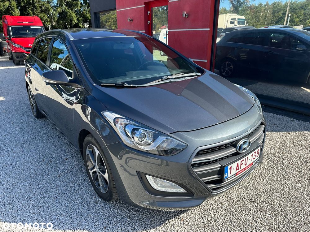 Hyundai i30 Kombi 1.6 CRDI Passion - 13