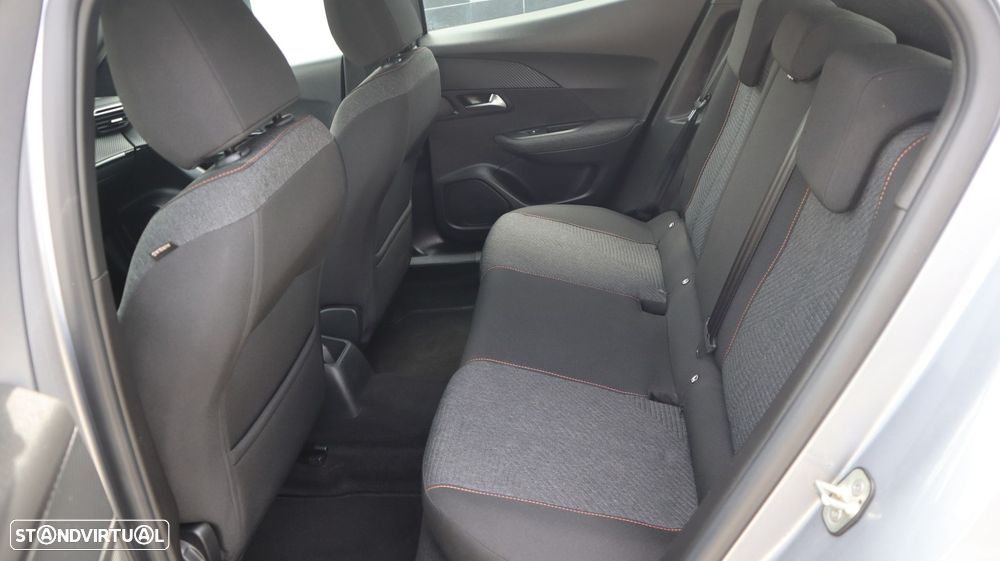 Peugeot 2008 1.2 PureTech Style - 13