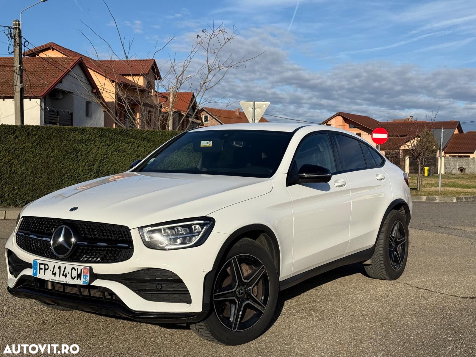 Mercedes-Benz GLC Coupe 300 d 4Matic 9G-TRONIC AMG Line - 1
