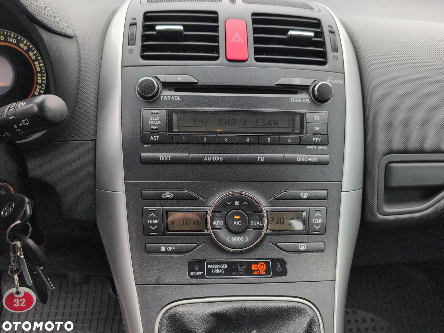 Toyota Auris 1.6 2010 - 18