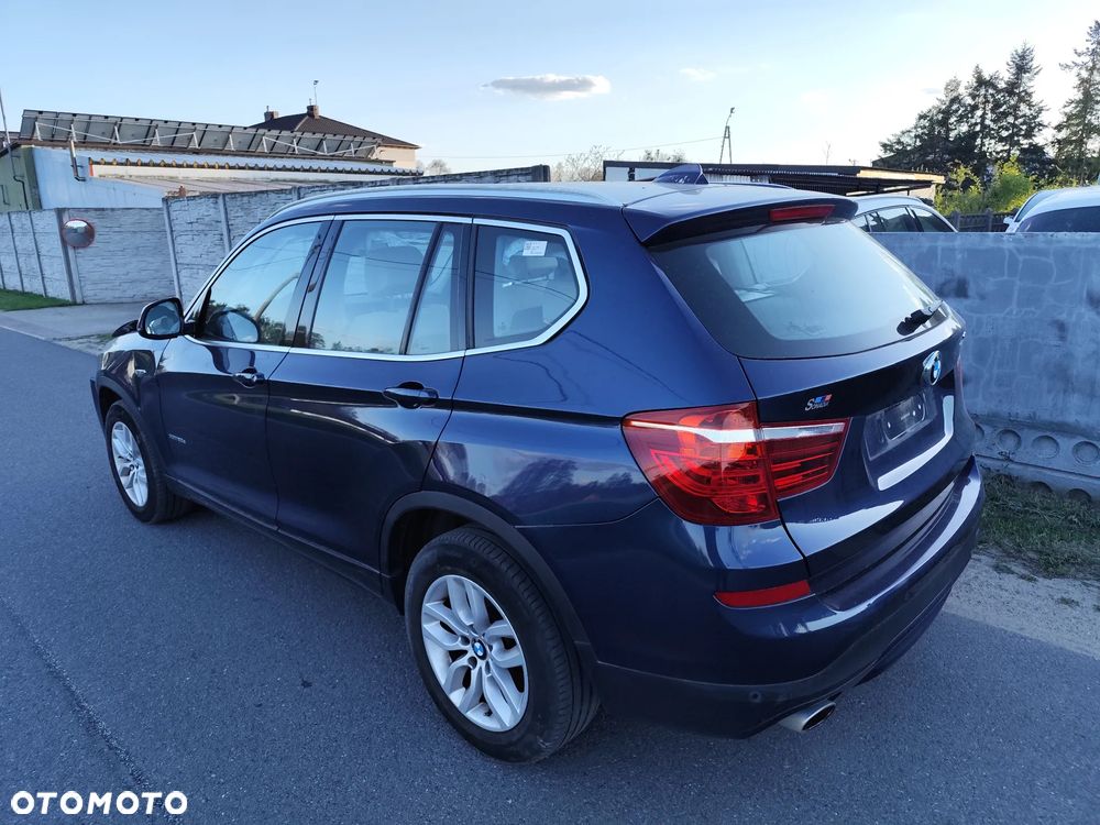 BMW X3 xDrive20d Advantage - 3