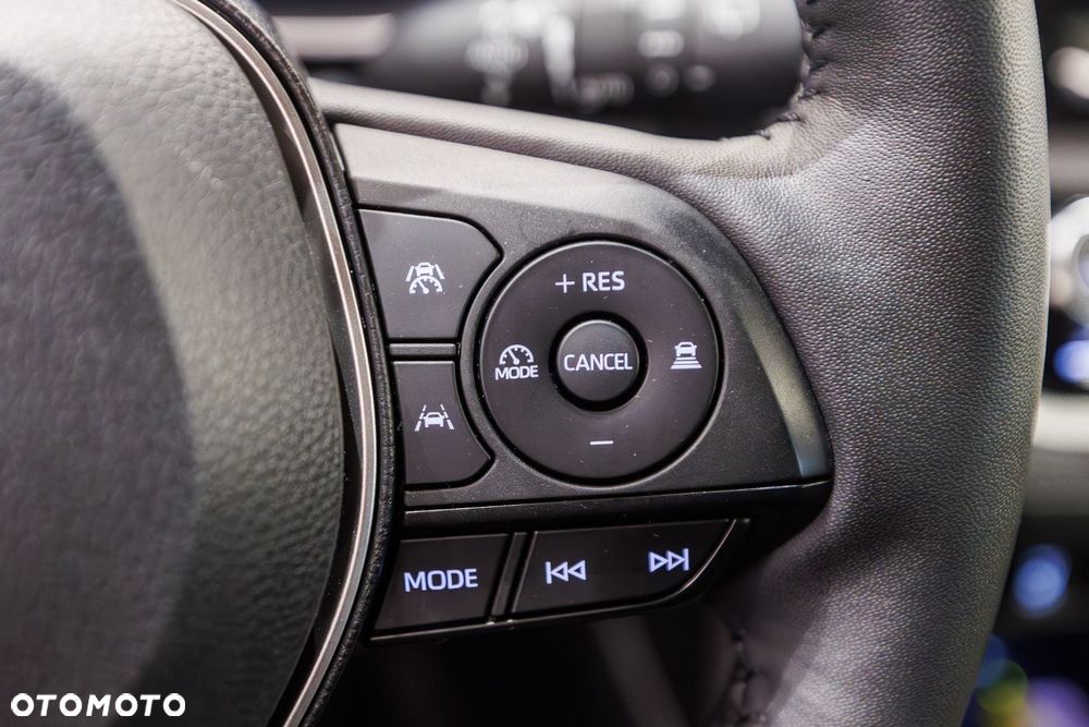 Toyota Corolla Cross - 36