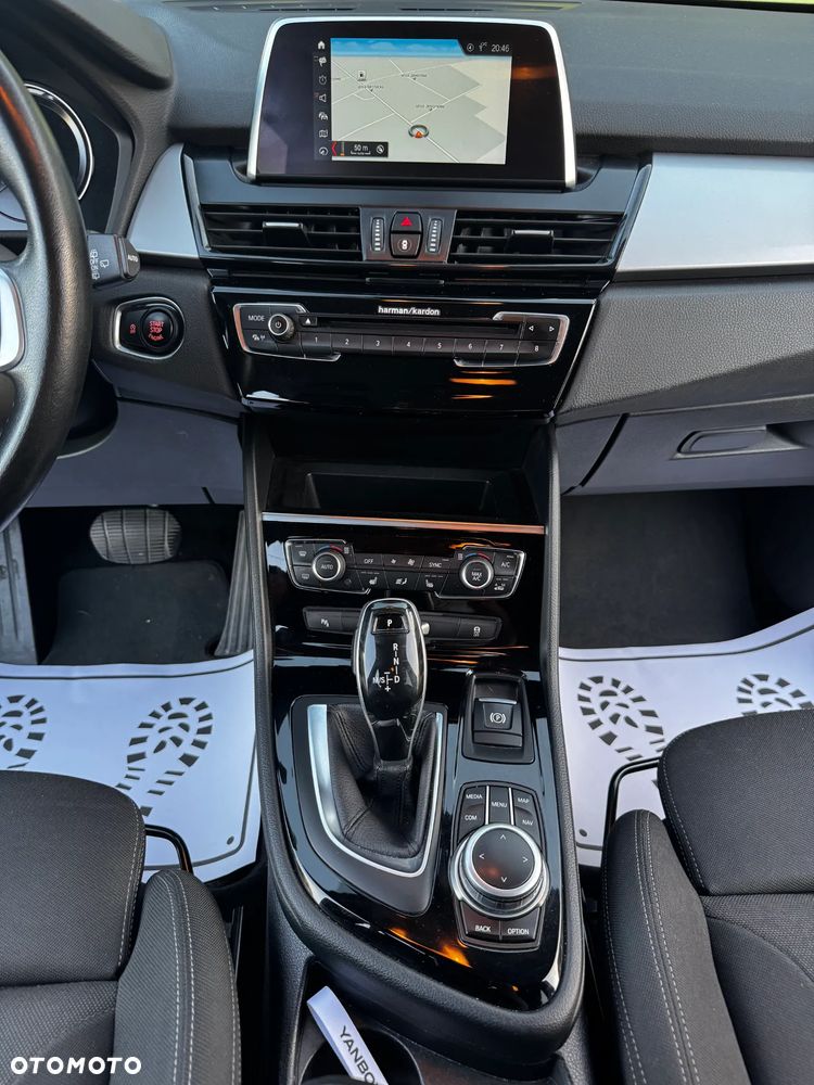BMW Seria 2 218d Luxury Line sport - 25