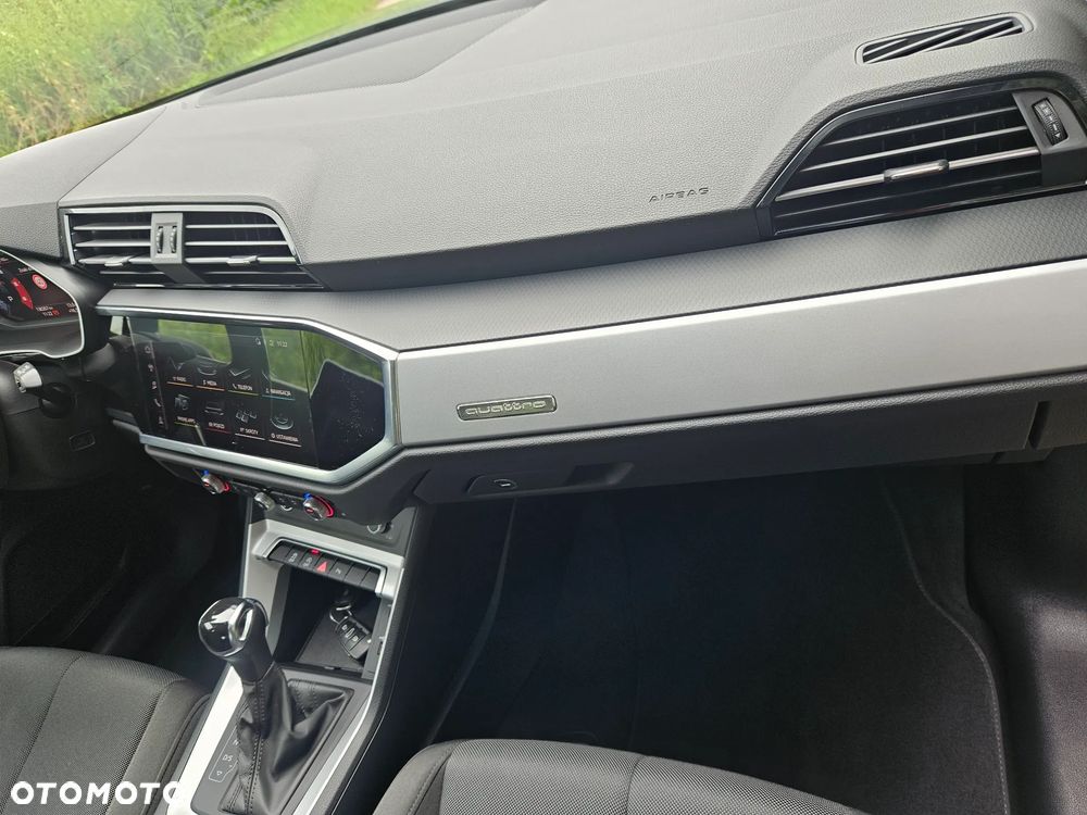 Audi Q3 40 TDI Quattro S tronic advanced - 32
