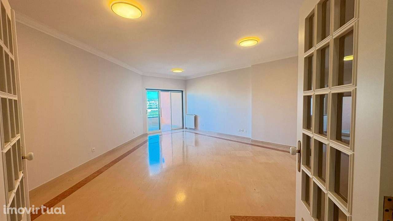 Apartamento T2 com vista, Junqueiro Carcavelos, Cascais - Grande imagem: 2/31