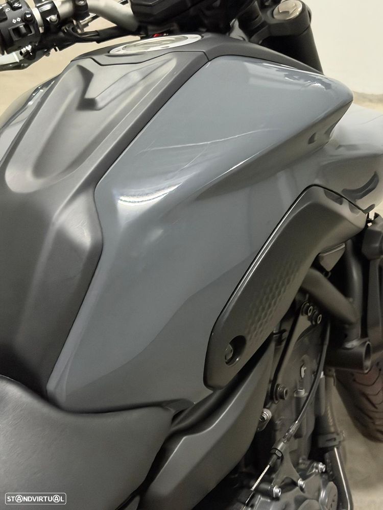 Yamaha MT-07 - 9