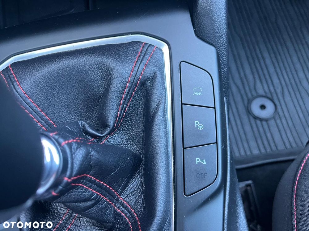 Ford Focus 1.0 EcoBoost ST-Line Business - 20