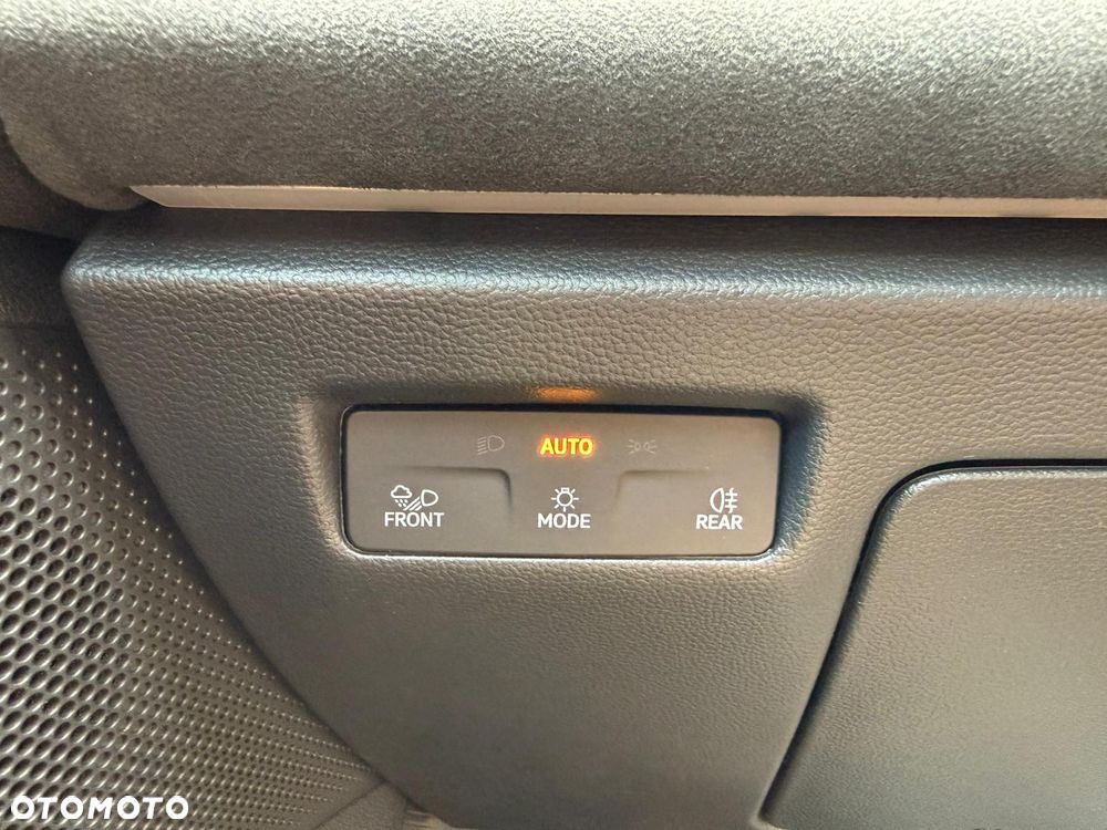 Volkswagen Passat - 21