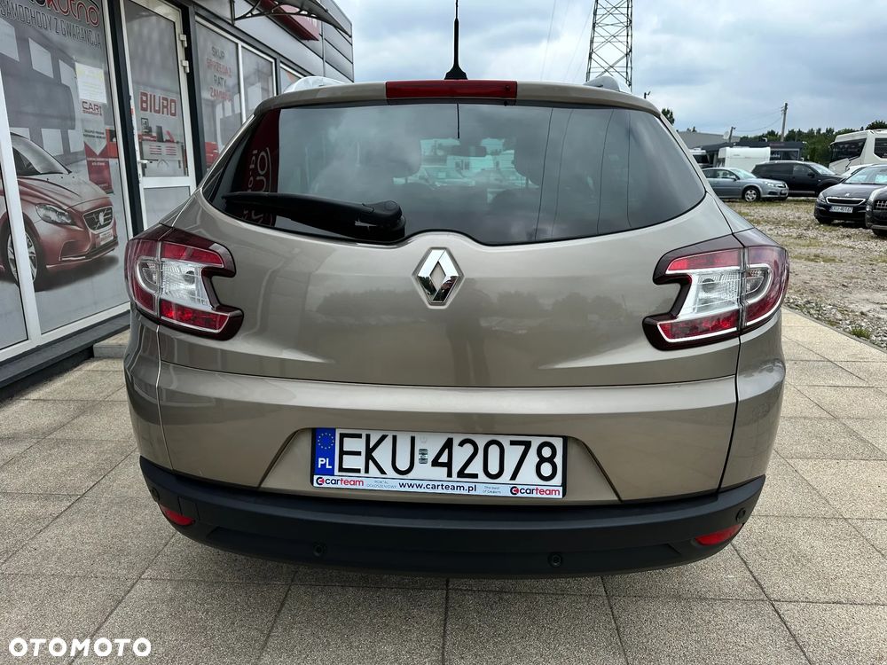 Renault Megane 2.0 140 CVT Dynamique - 12