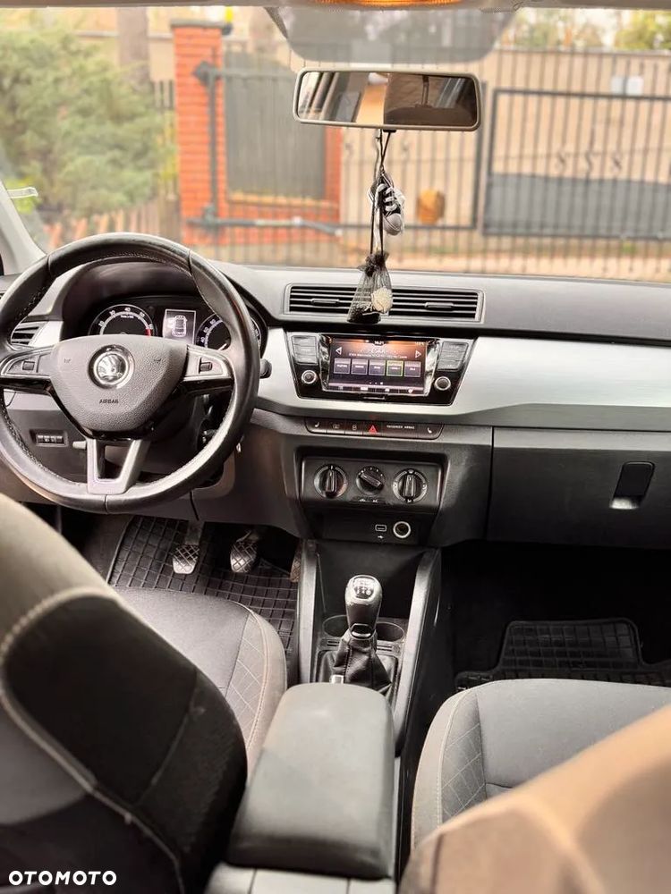 Skoda Fabia - 3