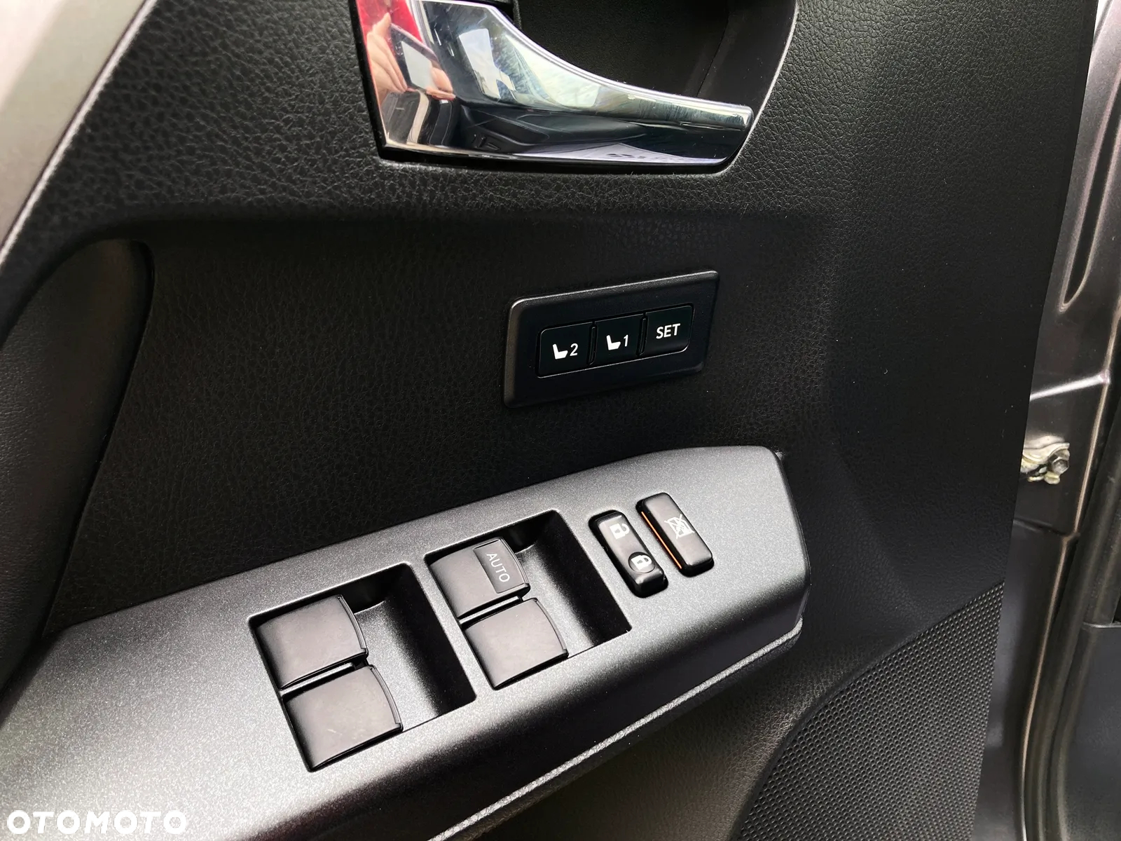Toyota RAV4 2.5 4x4 Hybrid Executive - 12