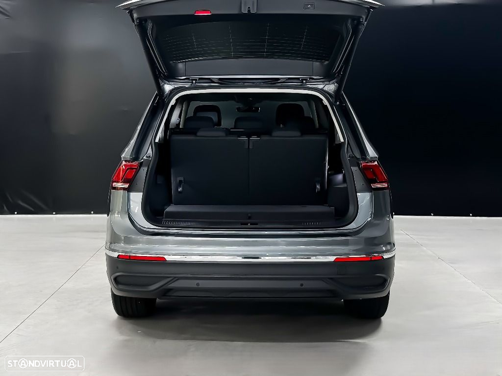 VW Tiguan Allspace 2.0 TDI SkyLife DSG - 33