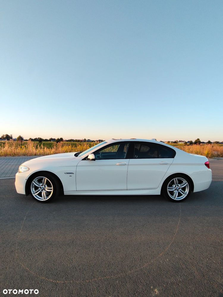 BMW Seria 5 528i xDrive - 3