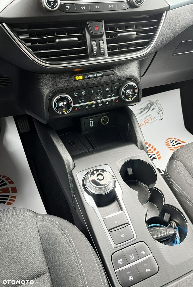 Ford Focus 1.0 EcoBoost Active Business - 21
